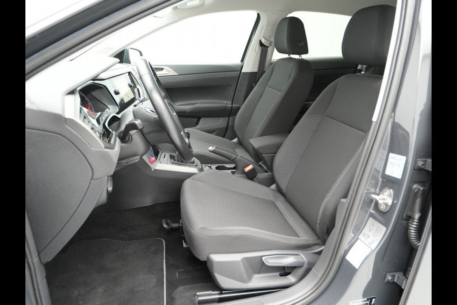 Volkswagen Polo 1.0 TSI 95pk R-Line Edition Navigatie Camera Acc Carplay 113 Volkswagen Polo 1.0 TSI 95pk R-Line Edition Navigatie Camera Acc Carplay 113