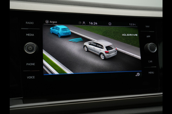 Volkswagen Polo 1.0 TSI 95pk R-Line Edition Navigatie Camera Acc Carplay 113 Volkswagen Polo 1.0 TSI 95pk R-Line Edition Navigatie Camera Acc Carplay 113