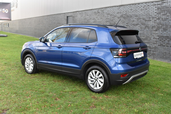 Volkswagen T-Cross 1.0 TSI Life Stoelverwarming Navigatie Automaat Parkeer camera Btw auto Carplay