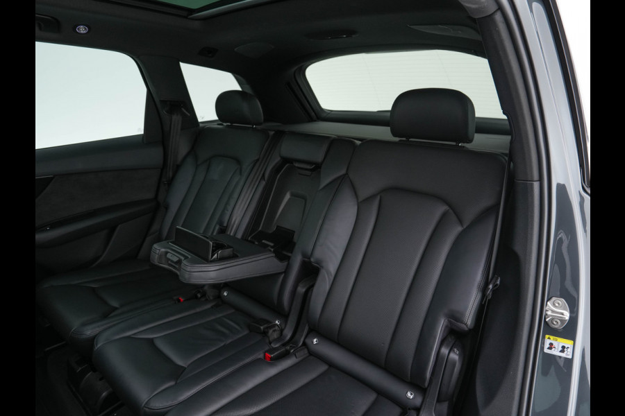 Audi SQ7 4.0 TDI Quattro Pro Line + Aut. *PANO | LUXURY-LEATHER | FULL-LED | DIGI-COCKPIT | BOSE-SOUND | KEYLESS | CAMERA | NAVI-FULLMAP | HEATED/VENTILATED-COMFORTSEATS | SHIFT-PADDLES | CARBON-INLAY | ECC | ADAPTIVE-CRUISE |