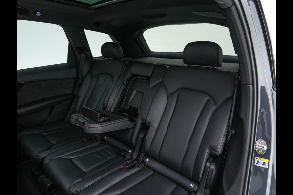 Audi SQ7 4.0 TDI Quattro Pro Line + Aut. *PANO | LUXURY-LEATHER | FULL-LED | DIGI-COCKPIT | BOSE-SOUND | KEYLESS | CAMERA | NAVI-FULLMAP | HEATED/VENTILATED-COMFORTSEATS | SHIFT-PADDLES | CARBON-INLAY | ECC | ADAPTIVE-CRUISE |