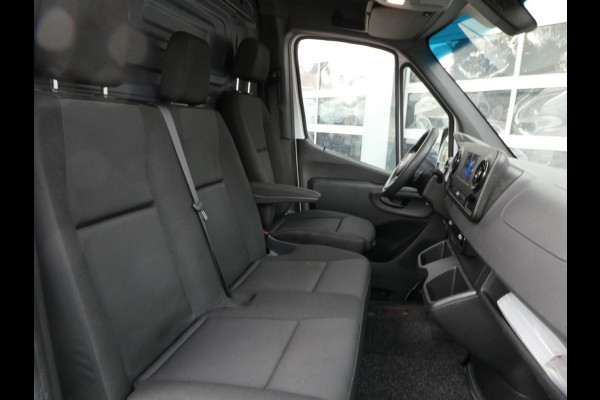 Mercedes-Benz Sprinter 317 CDI L2H2 automaat airco camera 3 zits