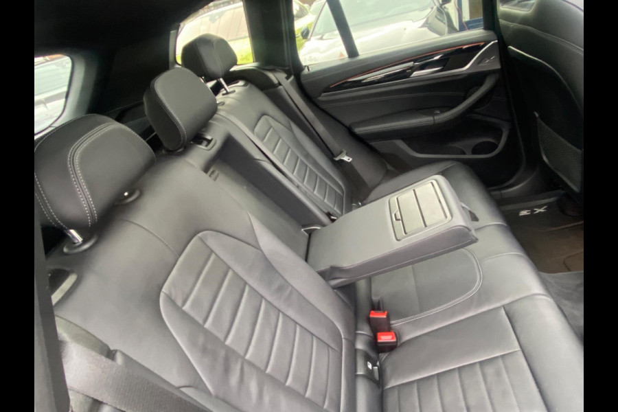 BMW X3 M40i 361PK 4X4/PANO/HUD/LANE/VIRTUAL/CAMERA BMW X3 M40i 361PK 4X4/PANO/HUD/LANE/VIRTUAL/CAMERA