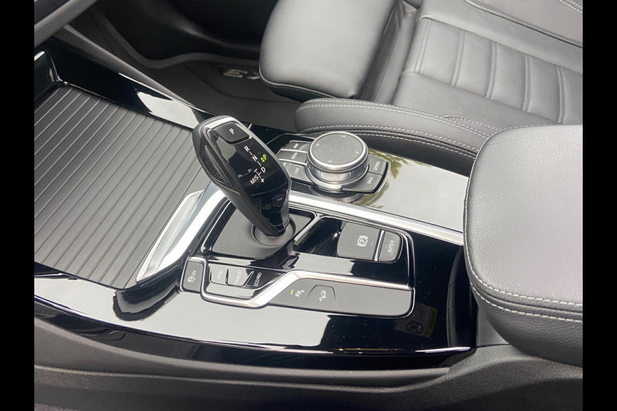 BMW X3 M40i 361PK 4X4/PANO/HUD/LANE/VIRTUAL/CAMERA BMW X3 M40i 361PK 4X4/PANO/HUD/LANE/VIRTUAL/CAMERA