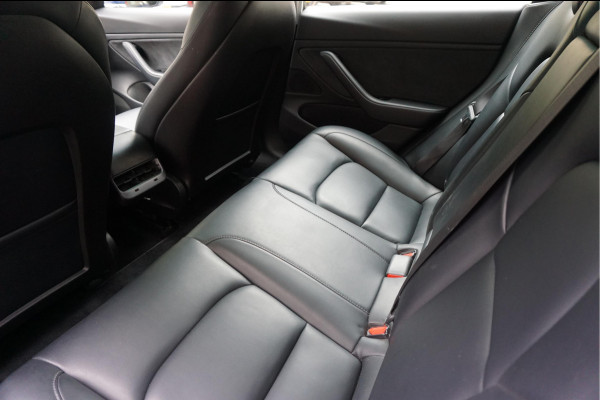 Tesla Model 3 Long Range AWD 75 kWh Dual Motor Battery New 9/2025 via Tesla | BTW | 351 pk | Panorama | Premium Audio | Auto Pilot | Leer | 19inch sportvelgen
