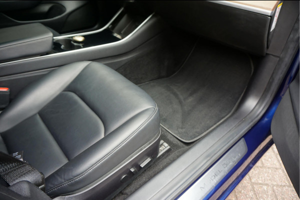 Tesla Model 3 Long Range AWD 75 kWh Dual Motor Battery New 9/2025 via Tesla | BTW | 351 pk | Panorama | Premium Audio | Auto Pilot | Leer | 19inch sportvelgen