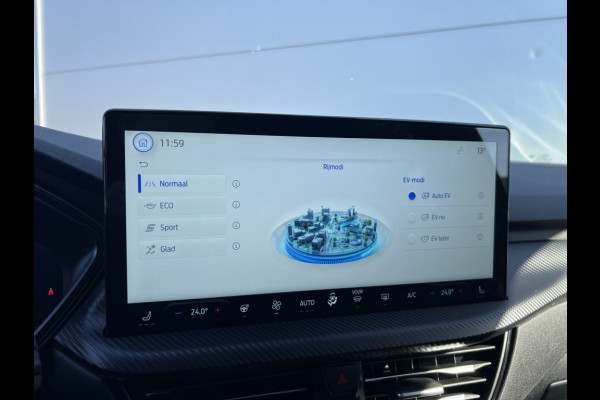 Ford Kuga 2.5 PHEV ST-Line X WINTERPACK! DRIVERPACK! Ford Kuga 2.5 PHEV ST-Line X WINTERPACK! DRIVERPACK!