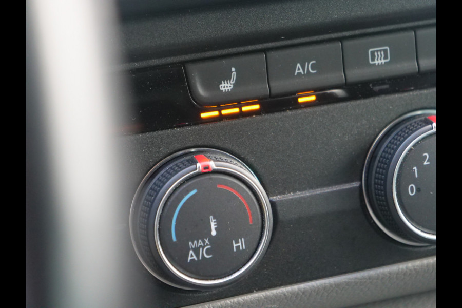 Volkswagen Transporter 2.0 TDI 150 | Aut. | DC | Bulli | L2H1 | Navi | Cruise | Airco.. Volkswagen Transporter 2.0 TDI 150 | Aut. | DC | Bulli | L2H1 | Navi | Cruise | Airco..