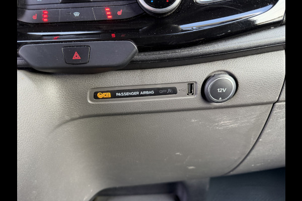Ford Transit Custom 300 2.0 TDCI 130PK EURO 6 L2H1 Limited Automaat/CarPlay/trekhaak Ford Transit Custom 300 2.0 TDCI 130PK EURO 6 L2H1 Limited Automaat/CarPlay/trekhaak