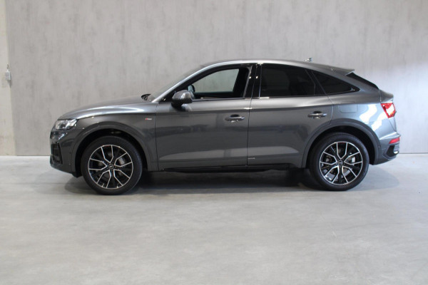 Audi Q5 Sportback 50 TFSI e S edition 360 Camera/Trekhaak/Panorama dak Prijs is rijklaar incl 12 maanden bovag Audi Q5 Sportback 50 TFSI e S edition 360 Camera/Trekhaak/Panorama dak Prijs is rijklaar incl 12 maanden bovag