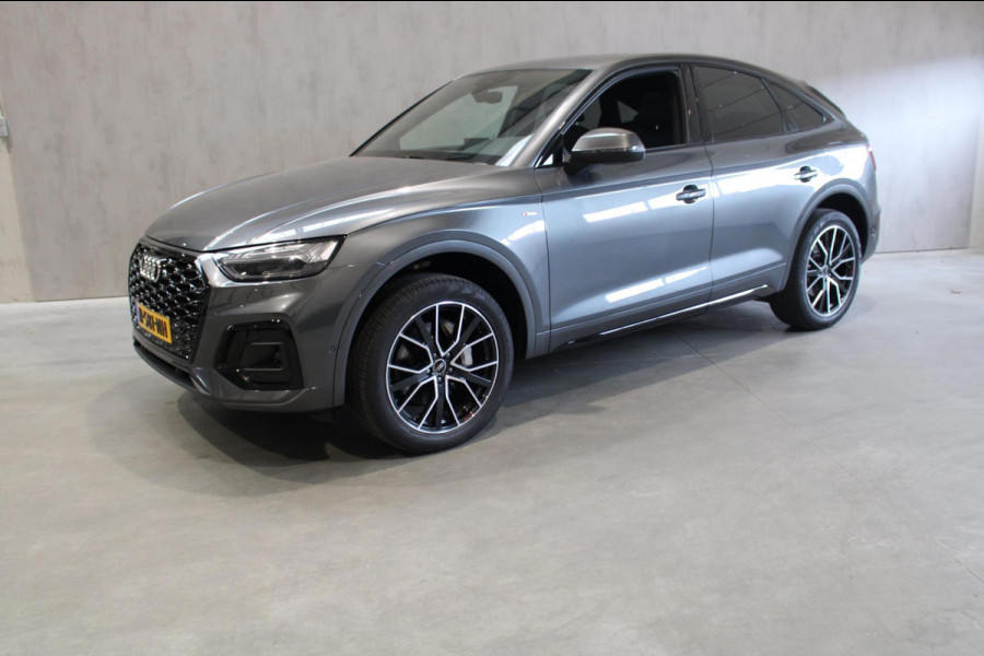 Audi Q5 Sportback 50 TFSI e S edition 360 Camera/Trekhaak/Panorama dak Prijs is rijklaar incl 12 maanden bovag Audi Q5 Sportback 50 TFSI e S edition 360 Camera/Trekhaak/Panorama dak Prijs is rijklaar incl 12 maanden bovag