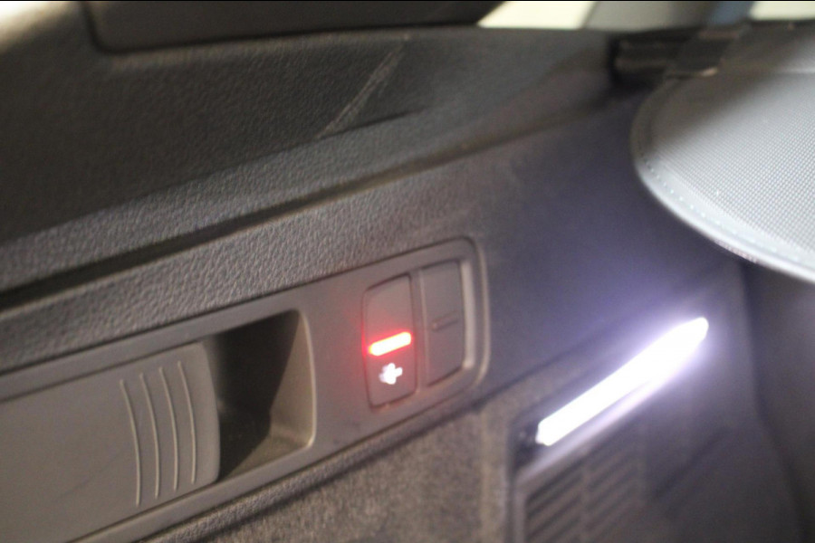 Audi Q5 Sportback 50 TFSI e S edition 360 Camera/Trekhaak/Panorama dak Prijs is rijklaar incl 12 maanden bovag Audi Q5 Sportback 50 TFSI e S edition 360 Camera/Trekhaak/Panorama dak Prijs is rijklaar incl 12 maanden bovag