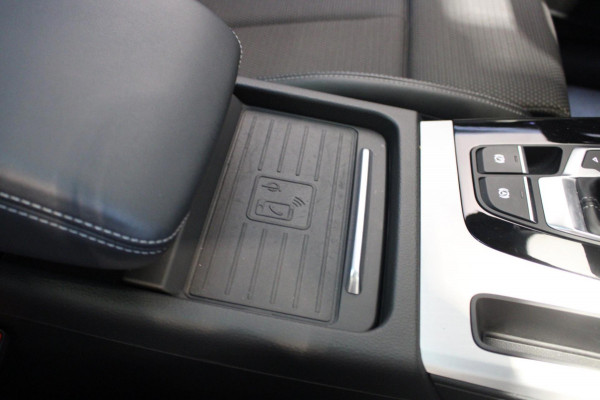 Audi Q5 Sportback 50 TFSI e S edition 360 Camera/Trekhaak/Panorama dak Prijs is rijklaar incl 12 maanden bovag Audi Q5 Sportback 50 TFSI e S edition 360 Camera/Trekhaak/Panorama dak Prijs is rijklaar incl 12 maanden bovag