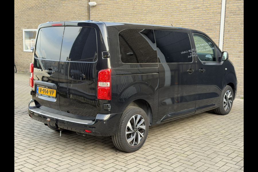 Citroën Jumpy 2.0 BlueHDI 123PK EURO 6 DARK EDITION CarPlay/achteruitrijcamera/trekhaak Citroën Jumpy 2.0 BlueHDI 123PK EURO 6 DARK EDITION CarPlay/achteruitrijcamera/trekhaak