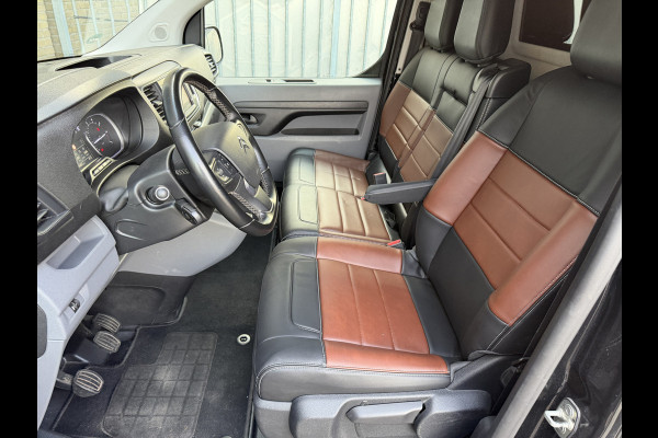 Citroën Jumpy 2.0 BlueHDI 123PK EURO 6 DARK EDITION CarPlay/achteruitrijcamera/trekhaak Citroën Jumpy 2.0 BlueHDI 123PK EURO 6 DARK EDITION CarPlay/achteruitrijcamera/trekhaak