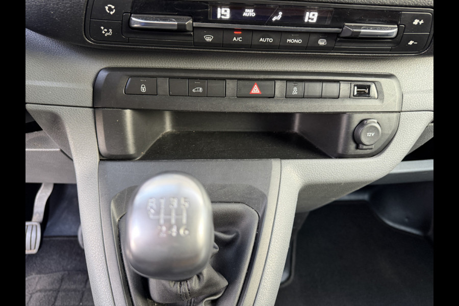 Citroën Jumpy 2.0 BlueHDI 123PK EURO 6 DARK EDITION CarPlay/achteruitrijcamera/trekhaak Citroën Jumpy 2.0 BlueHDI 123PK EURO 6 DARK EDITION CarPlay/achteruitrijcamera/trekhaak