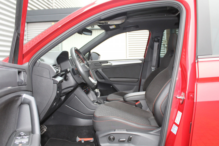 Seat Tarraco 1.4 TSI 245pk e-Hybrid PHEV FR Business Intense DSG6 SoH 91% NL-Auto NAP BTW Panoramadak Clima Cruise Navi 360 Camera Trekhaak 1800kg Seat Tarraco 1.4 TSI 245pk e-Hybrid PHEV FR Business Intense DSG6 SoH 91% NL-Auto NAP BTW Panoramadak Clima Cruise Navi 360 Camera Trekhaak 1800kg