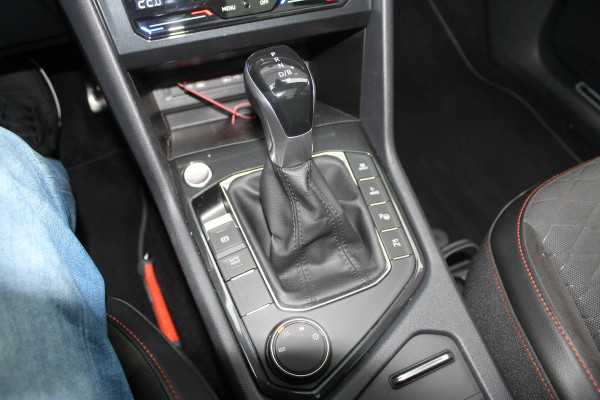 Seat Tarraco 1.4 TSI 245pk e-Hybrid PHEV FR Business Intense DSG6 SoH 91% NL-Auto NAP BTW Panoramadak Clima Cruise Navi 360 Camera Trekhaak 1800kg Seat Tarraco 1.4 TSI 245pk e-Hybrid PHEV FR Business Intense DSG6 SoH 91% NL-Auto NAP BTW Panoramadak Clima Cruise Navi 360 Camera Trekhaak 1800kg