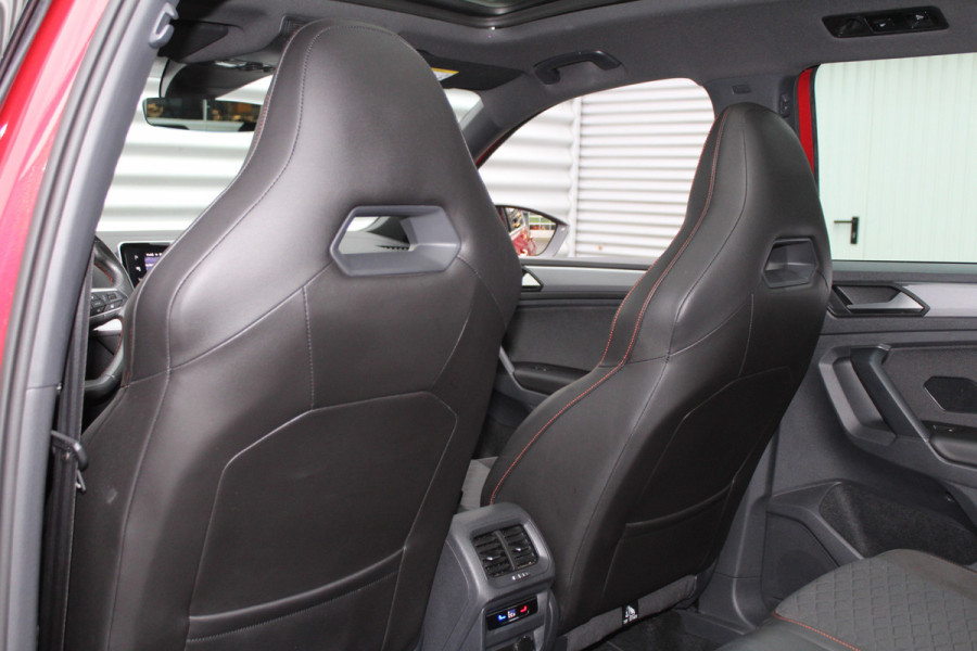 Seat Tarraco 1.4 TSI 245pk e-Hybrid PHEV FR Business Intense DSG6 SoH 91% NL-Auto NAP BTW Panoramadak Clima Cruise Navi 360 Camera Trekhaak 1800kg Seat Tarraco 1.4 TSI 245pk e-Hybrid PHEV FR Business Intense DSG6 SoH 91% NL-Auto NAP BTW Panoramadak Clima Cruise Navi 360 Camera Trekhaak 1800kg