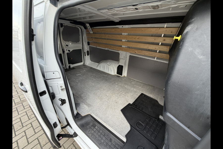 Opel Vivaro 2.0 CDTI 123PK Euro 6 L3H1 CarPlay/trekhaak/cruise control Opel Vivaro 2.0 CDTI 123PK Euro 6 L3H1 CarPlay/trekhaak/cruise control