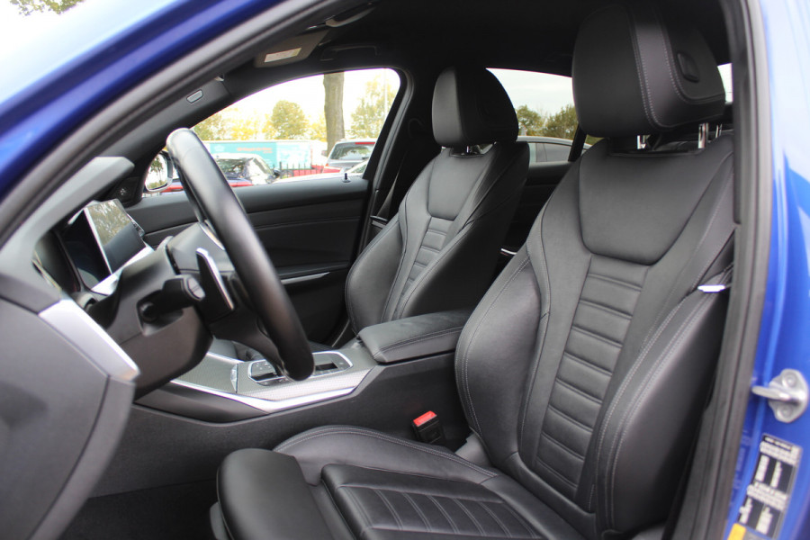 BMW 3-serie 320e Business Ed. M Sport / Camera / Leder / Harman Kardon / 19'' / CarPlay / DAB / Cruise Control BMW 3-serie 320e Business Ed. M Sport / Camera / Leder / Harman Kardon / 19'' / CarPlay / DAB / Cruise Control