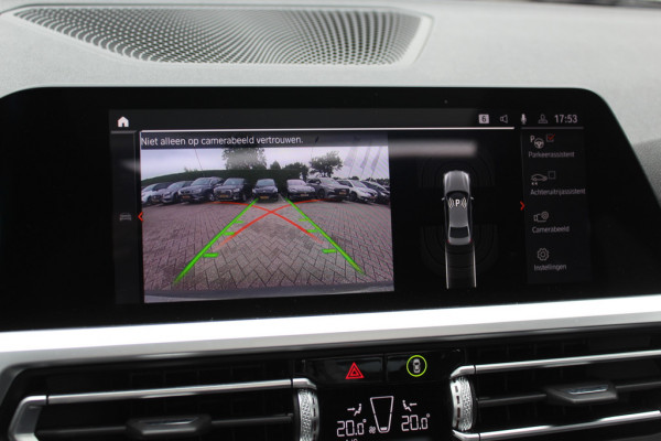 BMW 3-serie 320e Business Ed. M Sport / Camera / Leder / Harman Kardon / 19'' / CarPlay / DAB / Cruise Control BMW 3-serie 320e Business Ed. M Sport / Camera / Leder / Harman Kardon / 19'' / CarPlay / DAB / Cruise Control