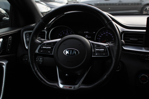 Kia ProCeed 1.4 T-GDI GT-PlusLine / Panoramadak / Camera / Keyless / JBL / 18'' / Apple CarPlay / Stuur+Stoelverwarming / DAB / Dodehoek / ACC