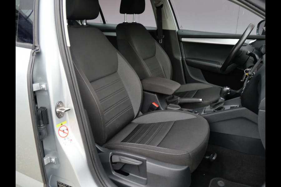 Škoda Octavia Combi 1.5 TSI BUSINESS EDITION | AUTOMAAT | TREKHAAK | CARPLAY | BTW-AUTO Škoda Octavia Combi 1.5 TSI BUSINESS EDITION | AUTOMAAT | TREKHAAK | CARPLAY | BTW-AUTO