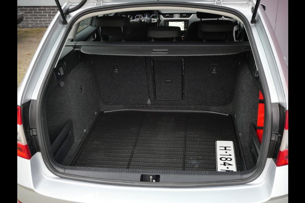 Škoda Octavia Combi 1.5 TSI BUSINESS EDITION | AUTOMAAT | TREKHAAK | CARPLAY | BTW-AUTO Škoda Octavia Combi 1.5 TSI BUSINESS EDITION | AUTOMAAT | TREKHAAK | CARPLAY | BTW-AUTO