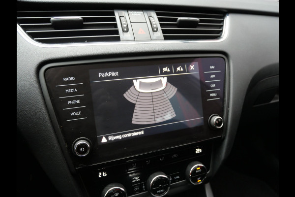 Škoda Octavia Combi 1.5 TSI BUSINESS EDITION | AUTOMAAT | TREKHAAK | CARPLAY | BTW-AUTO Škoda Octavia Combi 1.5 TSI BUSINESS EDITION | AUTOMAAT | TREKHAAK | CARPLAY | BTW-AUTO
