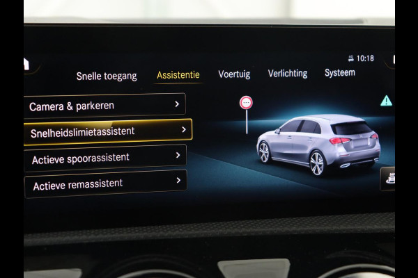 Mercedes-Benz A-Klasse 180 AMG | 66.100km NAP | Stoelverwarming | Camera | Sfeerverlichting | Leder/Alcantara | Navigatie | Full LED | Park Assist | Widescreen Mercedes-Benz A-Klasse 180 AMG | 66.100km NAP | Stoelverwarming | Camera | Sfeerverlichting | Leder/Alcantara | Navigatie | Full LED | Park Assist | Widescreen