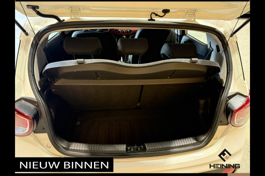 Hyundai i10 1.0i Comfort 5p. Automaat. Airco. 27700 km !!! Hyundai i10 1.0i Comfort 5p. Automaat. Airco. 27700 km !!!