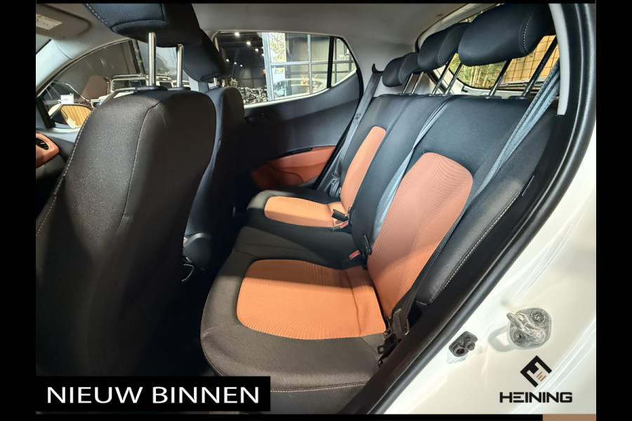 Hyundai i10 1.0i Comfort 5p. Automaat. Airco. 27700 km !!! Hyundai i10 1.0i Comfort 5p. Automaat. Airco. 27700 km !!!