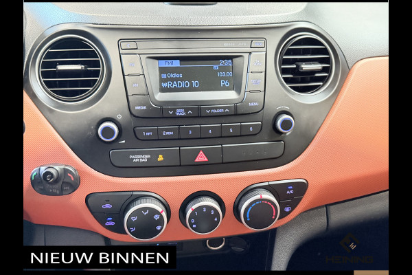 Hyundai i10 1.0i Comfort 5p. Automaat. Airco. 27700 km !!! Hyundai i10 1.0i Comfort 5p. Automaat. Airco. 27700 km !!!