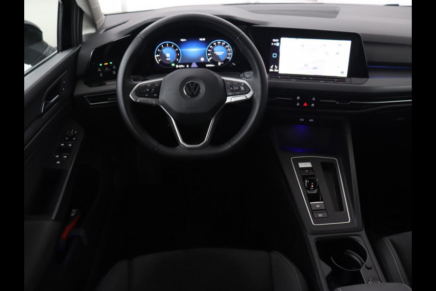 Volkswagen Golf 1.5 eTSI Style | Panoramadak | Stoelverwarming | Trekhaak | Massage | Matrix LED | Camera | Carplay | Keyless | Demping Adaptief | Memory | Navigatie | Park Assist | File Assistent Volkswagen Golf 1.5 eTSI Style | Panoramadak | Stoelverwarming | Trekhaak | Massage | Matrix LED | Camera | Carplay | Keyless | Demping Adaptief | Memory | Navigatie | Park Assist | File Assistent