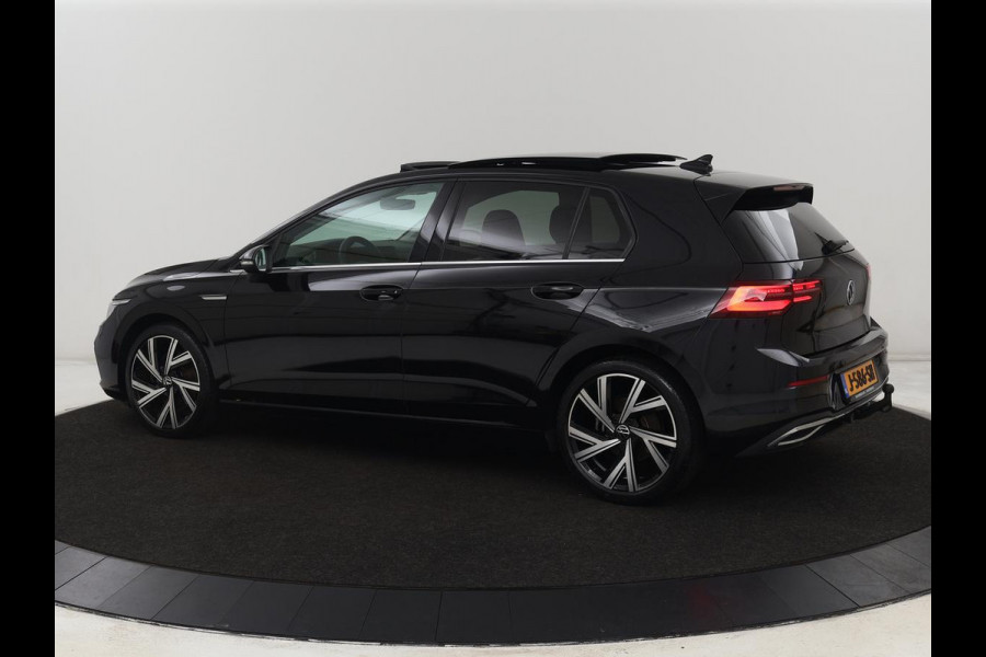 Volkswagen Golf 1.5 eTSI Style | Panoramadak | Stoelverwarming | Trekhaak | Massage | Matrix LED | Camera | Carplay | Keyless | Demping Adaptief | Memory | Navigatie | Park Assist | File Assistent Volkswagen Golf 1.5 eTSI Style | Panoramadak | Stoelverwarming | Trekhaak | Massage | Matrix LED | Camera | Carplay | Keyless | Demping Adaptief | Memory | Navigatie | Park Assist | File Assistent