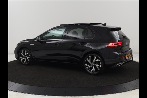 Volkswagen Golf 1.5 eTSI Style | Panoramadak | Stoelverwarming | Trekhaak | Massage | Matrix LED | Camera | Carplay | Keyless | Demping Adaptief | Memory | Navigatie | Park Assist | File Assistent Volkswagen Golf 1.5 eTSI Style | Panoramadak | Stoelverwarming | Trekhaak | Massage | Matrix LED | Camera | Carplay | Keyless | Demping Adaptief | Memory | Navigatie | Park Assist | File Assistent