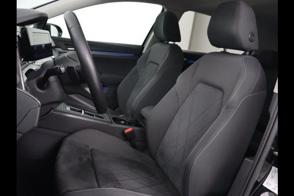 Volkswagen Golf 1.5 eTSI Style | Panoramadak | Stoelverwarming | Trekhaak | Massage | Matrix LED | Camera | Carplay | Keyless | Demping Adaptief | Memory | Navigatie | Park Assist | File Assistent Volkswagen Golf 1.5 eTSI Style | Panoramadak | Stoelverwarming | Trekhaak | Massage | Matrix LED | Camera | Carplay | Keyless | Demping Adaptief | Memory | Navigatie | Park Assist | File Assistent