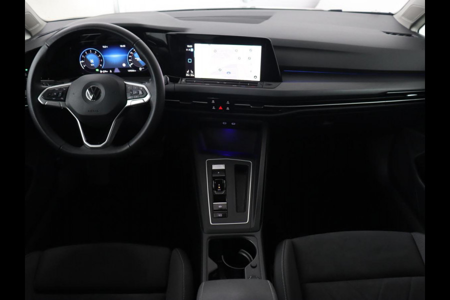 Volkswagen Golf 1.5 eTSI Style | Panoramadak | Stoelverwarming | Trekhaak | Massage | Matrix LED | Camera | Carplay | Keyless | Demping Adaptief | Memory | Navigatie | Park Assist | File Assistent Volkswagen Golf 1.5 eTSI Style | Panoramadak | Stoelverwarming | Trekhaak | Massage | Matrix LED | Camera | Carplay | Keyless | Demping Adaptief | Memory | Navigatie | Park Assist | File Assistent