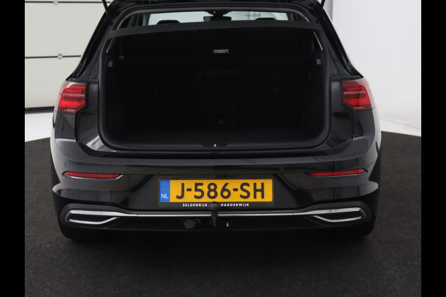 Volkswagen Golf 1.5 eTSI Style | Panoramadak | Stoelverwarming | Trekhaak | Massage | Matrix LED | Camera | Carplay | Keyless | Demping Adaptief | Memory | Navigatie | Park Assist | File Assistent Volkswagen Golf 1.5 eTSI Style | Panoramadak | Stoelverwarming | Trekhaak | Massage | Matrix LED | Camera | Carplay | Keyless | Demping Adaptief | Memory | Navigatie | Park Assist | File Assistent