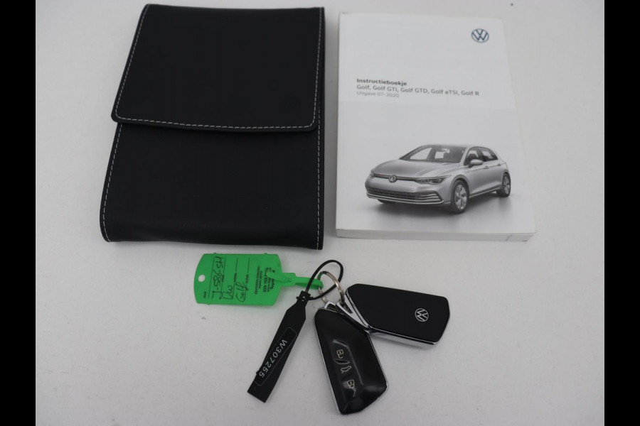 Volkswagen Golf 1.5 eTSI Style | Panoramadak | Stoelverwarming | Trekhaak | Massage | Matrix LED | Camera | Carplay | Keyless | Demping Adaptief | Memory | Navigatie | Park Assist | File Assistent Volkswagen Golf 1.5 eTSI Style | Panoramadak | Stoelverwarming | Trekhaak | Massage | Matrix LED | Camera | Carplay | Keyless | Demping Adaptief | Memory | Navigatie | Park Assist | File Assistent