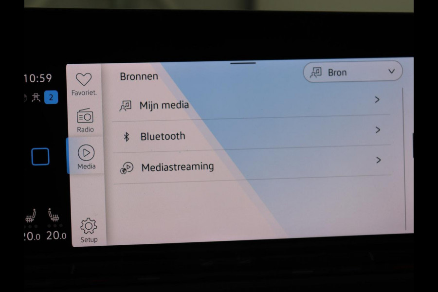 Volkswagen Golf 1.5 eTSI Style | Panoramadak | Stoelverwarming | Trekhaak | Massage | Matrix LED | Camera | Carplay | Keyless | Demping Adaptief | Memory | Navigatie | Park Assist | File Assistent Volkswagen Golf 1.5 eTSI Style | Panoramadak | Stoelverwarming | Trekhaak | Massage | Matrix LED | Camera | Carplay | Keyless | Demping Adaptief | Memory | Navigatie | Park Assist | File Assistent