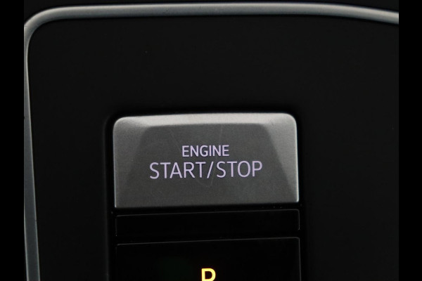 Volkswagen Golf 1.5 eTSI Style | Panoramadak | Stoelverwarming | Trekhaak | Massage | Matrix LED | Camera | Carplay | Keyless | Demping Adaptief | Memory | Navigatie | Park Assist | File Assistent Volkswagen Golf 1.5 eTSI Style | Panoramadak | Stoelverwarming | Trekhaak | Massage | Matrix LED | Camera | Carplay | Keyless | Demping Adaptief | Memory | Navigatie | Park Assist | File Assistent