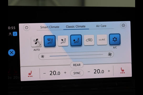 Volkswagen Golf 1.5 eTSI Style | Panoramadak | Stoelverwarming | Trekhaak | Massage | Matrix LED | Camera | Carplay | Keyless | Demping Adaptief | Memory | Navigatie | Park Assist | File Assistent Volkswagen Golf 1.5 eTSI Style | Panoramadak | Stoelverwarming | Trekhaak | Massage | Matrix LED | Camera | Carplay | Keyless | Demping Adaptief | Memory | Navigatie | Park Assist | File Assistent