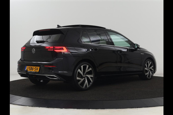 Volkswagen Golf 1.5 eTSI Style | Panoramadak | Stoelverwarming | Trekhaak | Massage | Matrix LED | Camera | Carplay | Keyless | Demping Adaptief | Memory | Navigatie | Park Assist | File Assistent Volkswagen Golf 1.5 eTSI Style | Panoramadak | Stoelverwarming | Trekhaak | Massage | Matrix LED | Camera | Carplay | Keyless | Demping Adaptief | Memory | Navigatie | Park Assist | File Assistent