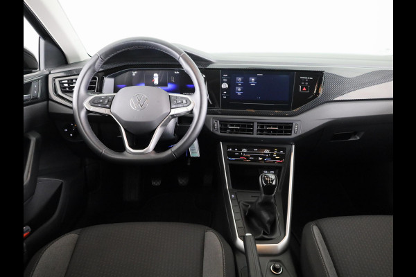 Volkswagen Polo 1.0 TSI Life Edition 95 pk | Verlengde garantie | Navigatie via App | Parkeersensoren achter | Achteruitrijcamera | Autom. airco | Volkswagen Polo 1.0 TSI Life Edition 95 pk | Verlengde garantie | Navigatie via App | Parkeersensoren achter | Achteruitrijcamera | Autom. airco |