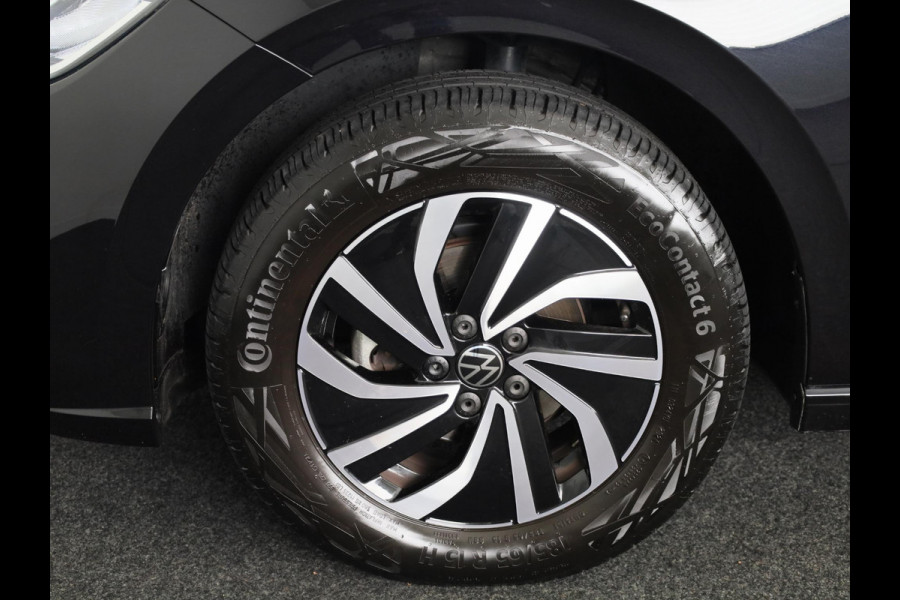 Volkswagen Polo 1.0 TSI Life Edition 95 pk | Verlengde garantie | Navigatie via App | Parkeersensoren achter | Achteruitrijcamera | Autom. airco | Volkswagen Polo 1.0 TSI Life Edition 95 pk | Verlengde garantie | Navigatie via App | Parkeersensoren achter | Achteruitrijcamera | Autom. airco |