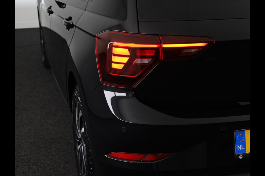 Volkswagen Polo 1.0 TSI Life Edition 95 pk | Verlengde garantie | Navigatie via App | Parkeersensoren achter | Achteruitrijcamera | Autom. airco | Volkswagen Polo 1.0 TSI Life Edition 95 pk | Verlengde garantie | Navigatie via App | Parkeersensoren achter | Achteruitrijcamera | Autom. airco |