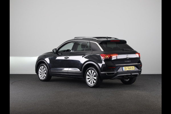 Volkswagen T-Roc 1.5 TSI Sport | DSG Automaat | Panoramadak | Automatische airco | LED koplampen | Navigatie | Carplay | Volkswagen T-Roc 1.5 TSI Sport | DSG Automaat | Panoramadak | Automatische airco | LED koplampen | Navigatie | Carplay |