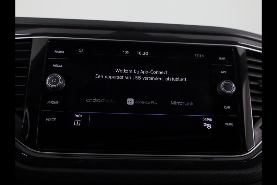 Volkswagen T-Roc 1.5 TSI Sport | DSG Automaat | Panoramadak | Automatische airco | LED koplampen | Navigatie | Carplay | Volkswagen T-Roc 1.5 TSI Sport | DSG Automaat | Panoramadak | Automatische airco | LED koplampen | Navigatie | Carplay |